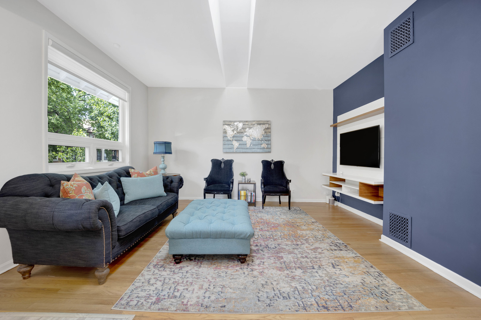 2705 N Marshfield Avenue