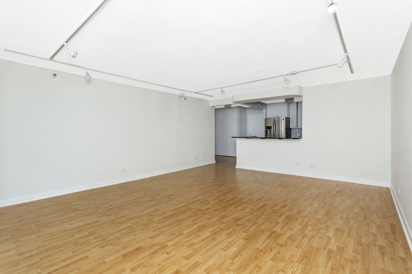 10 E ONTARIO Street Unit: 1609