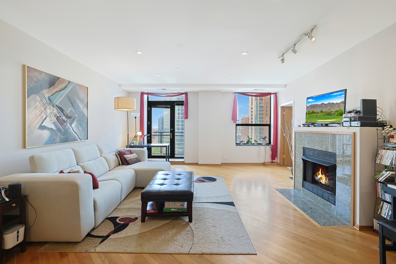 910 S MICHIGAN Avenue Unit: 1513