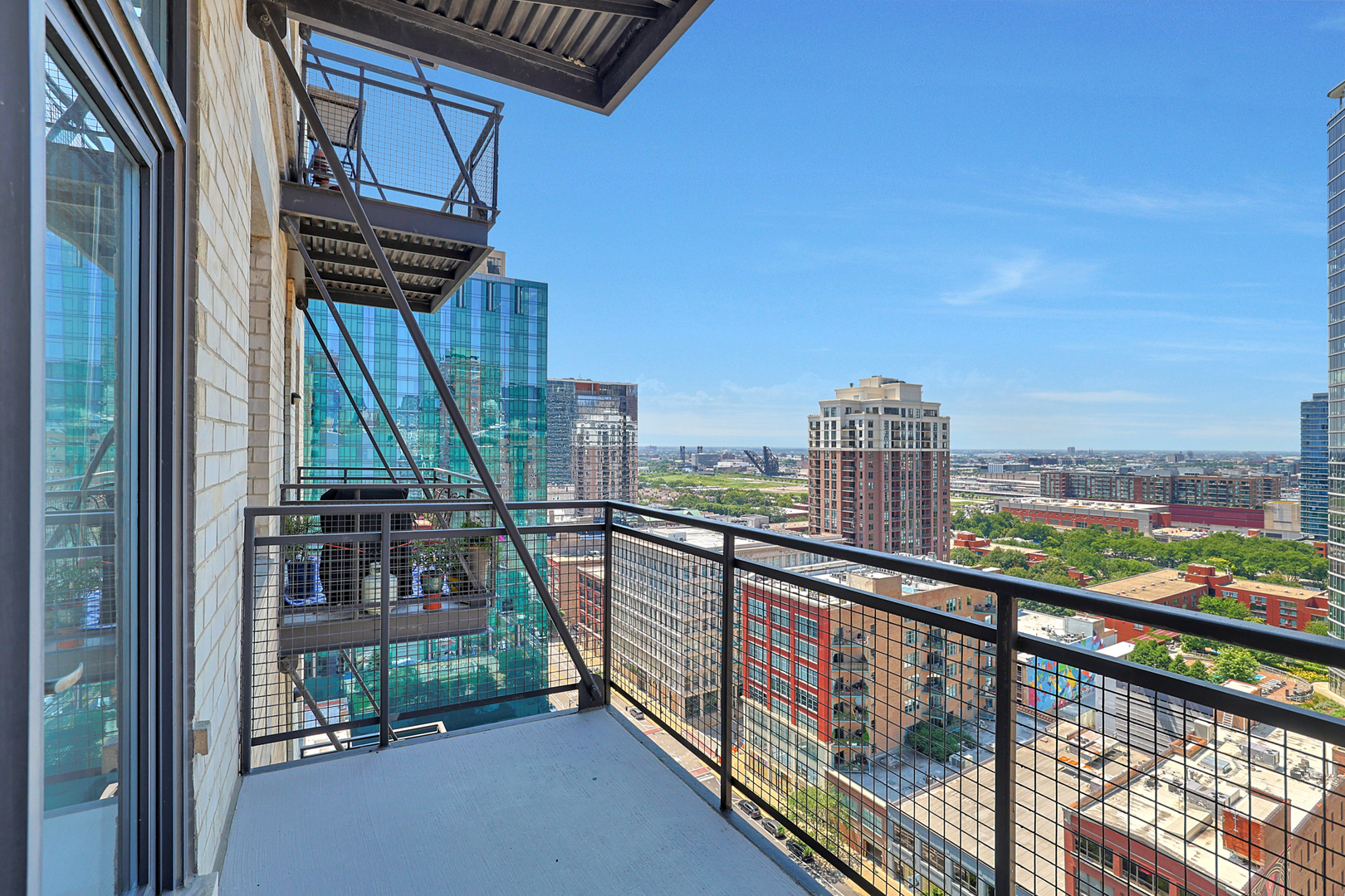 910 S MICHIGAN Avenue Unit: 1513