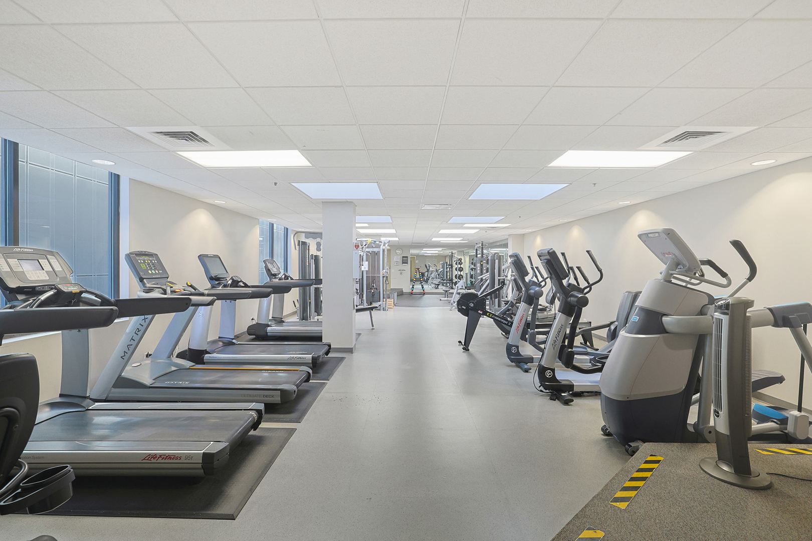 910 S MICHIGAN Avenue Unit: 1513