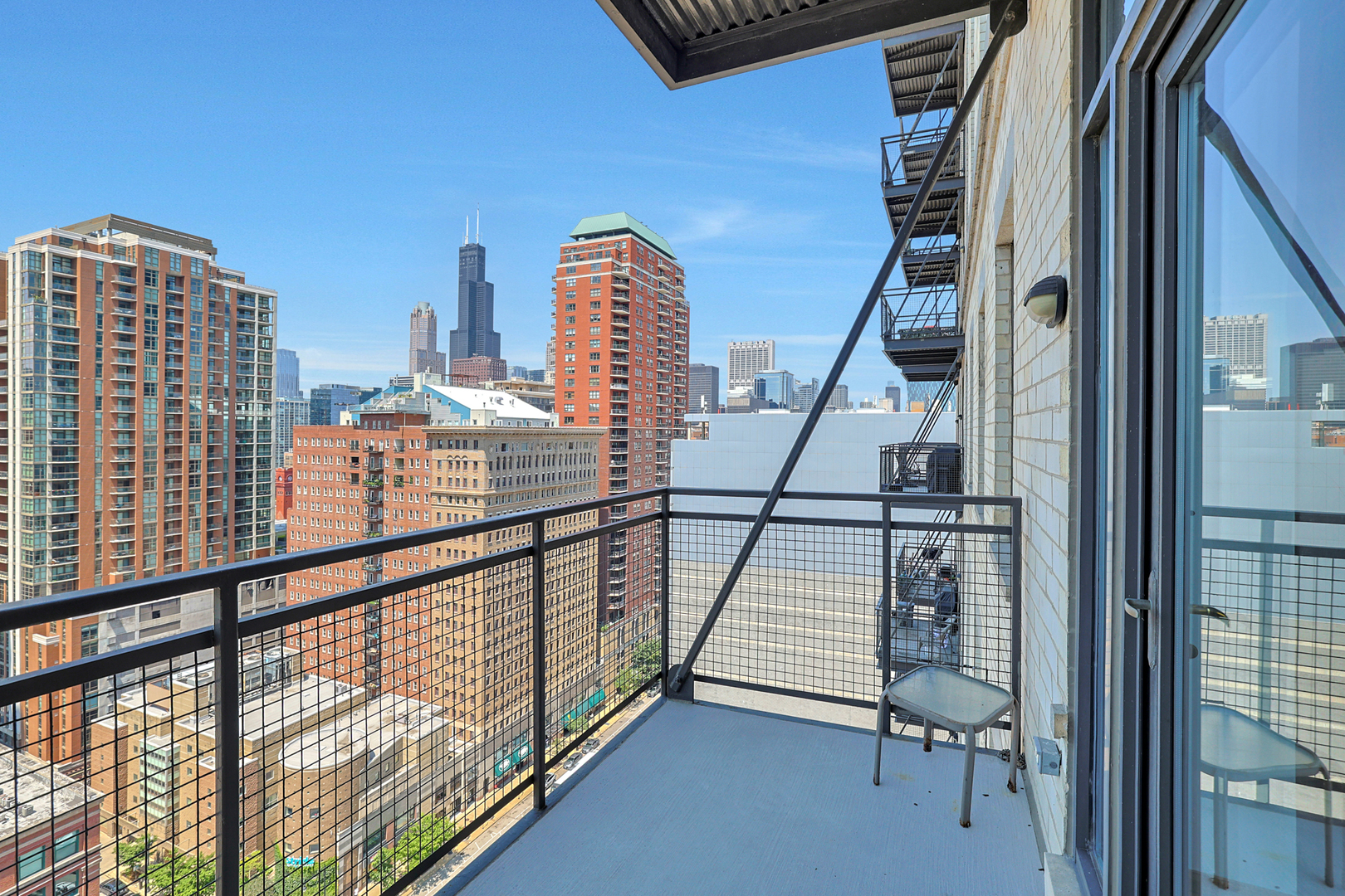 910 S MICHIGAN Avenue Unit: 1513