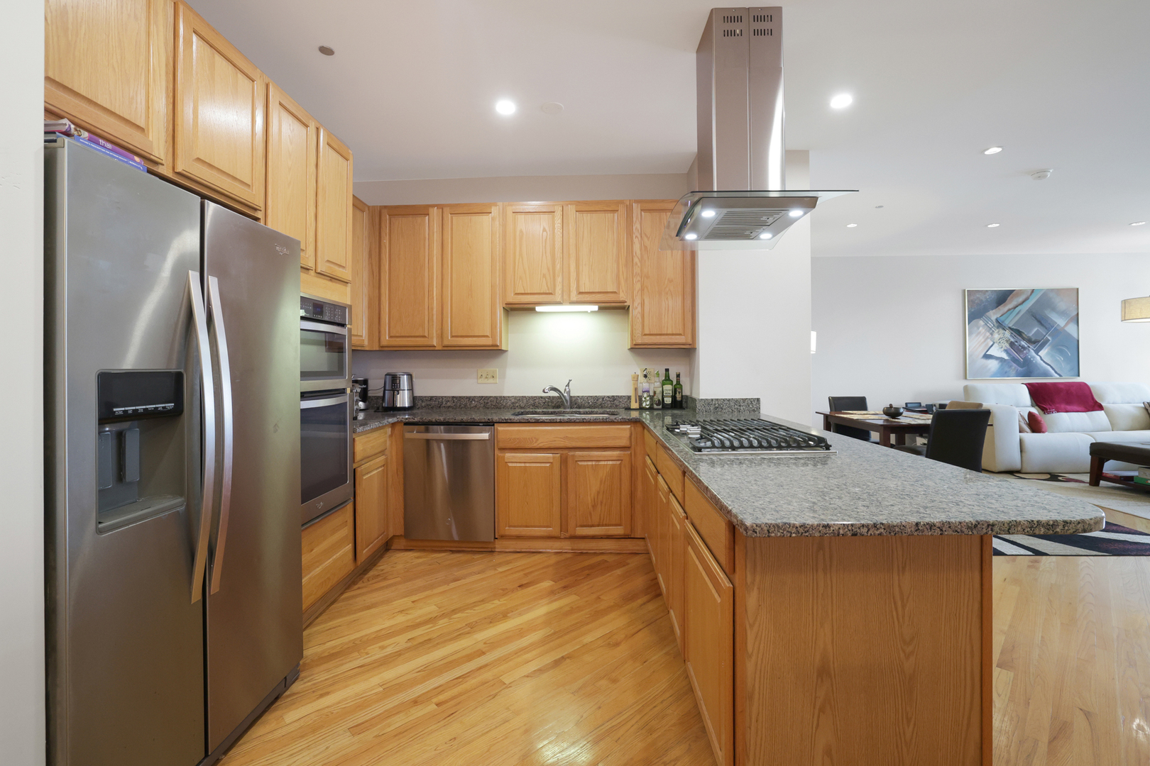 910 S MICHIGAN Avenue Unit: 1513