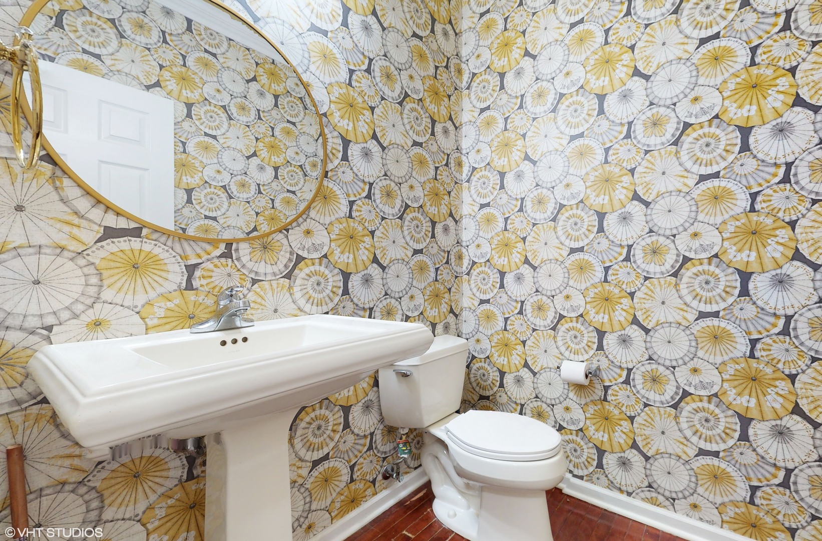 1540 N Oakmont Drive