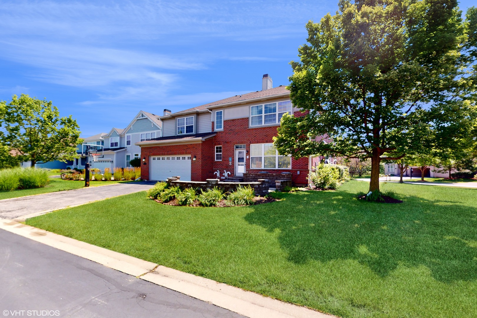 1540 N Oakmont Drive