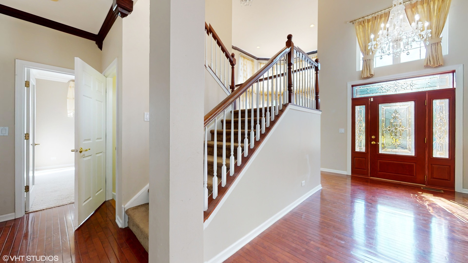 1540 N Oakmont Drive