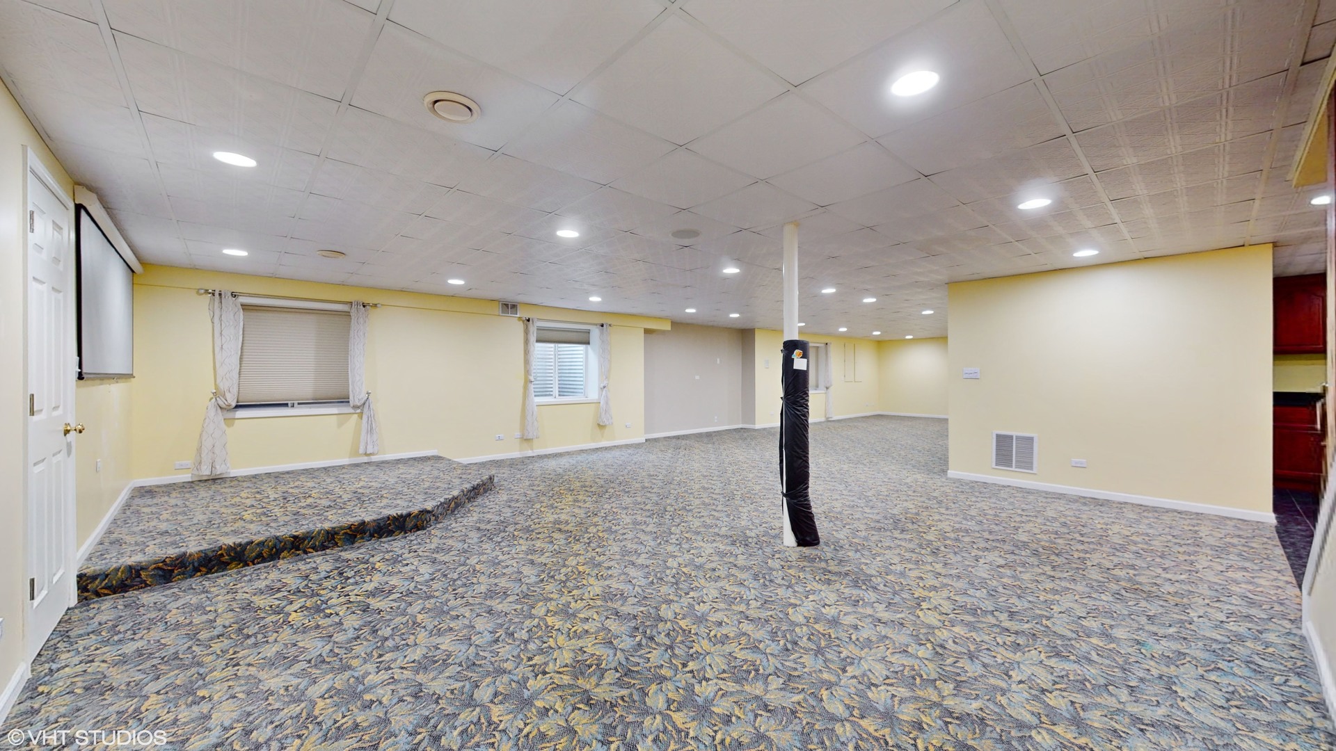 1540 N Oakmont Drive