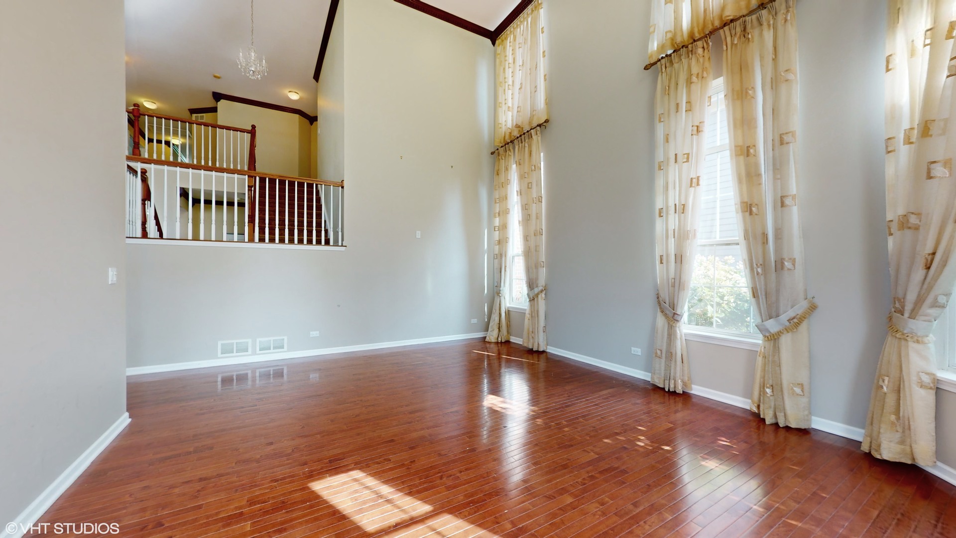 1540 N Oakmont Drive