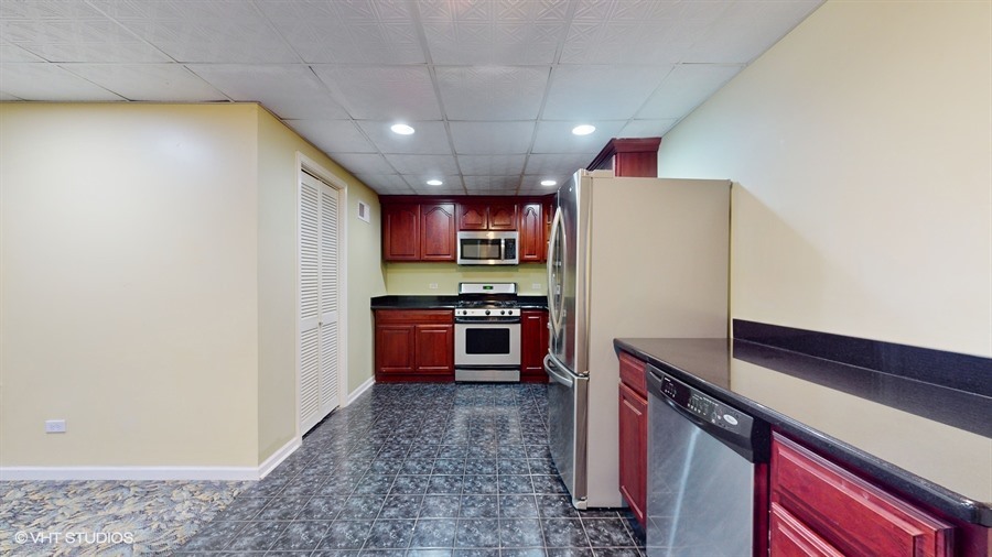 1540 N Oakmont Drive