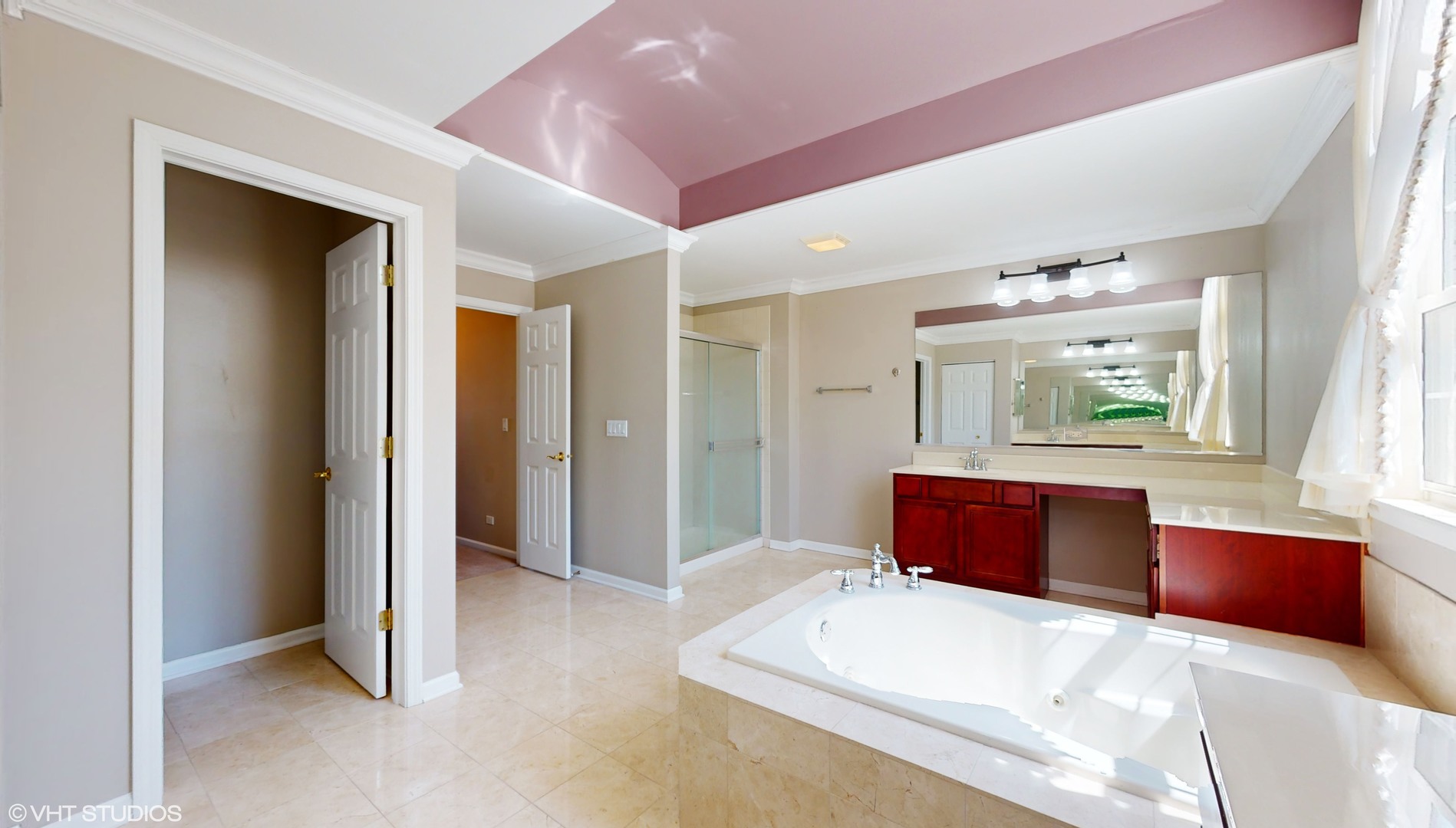 1540 N Oakmont Drive