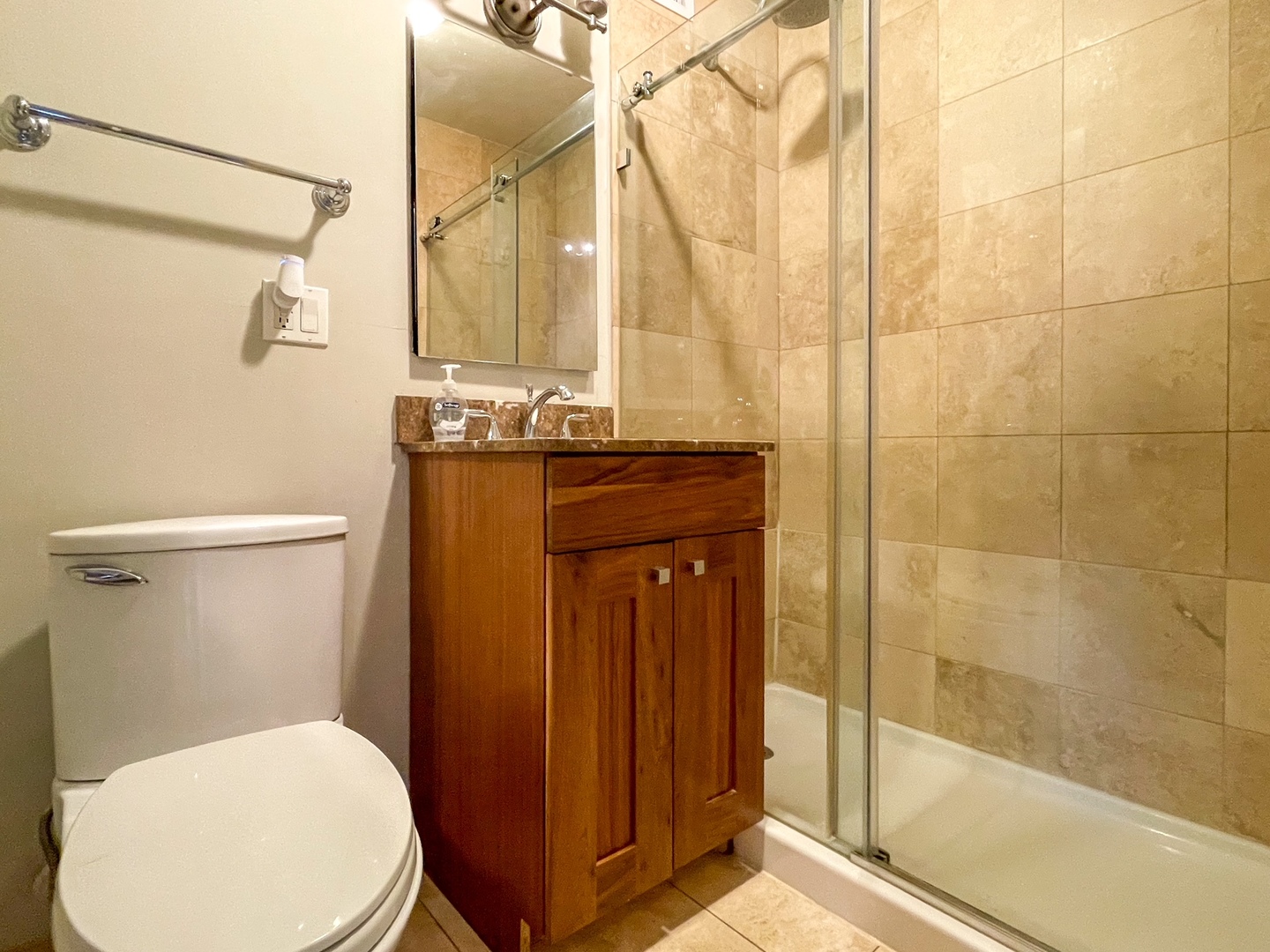 2930 N SHERIDAN Road Unit: 607