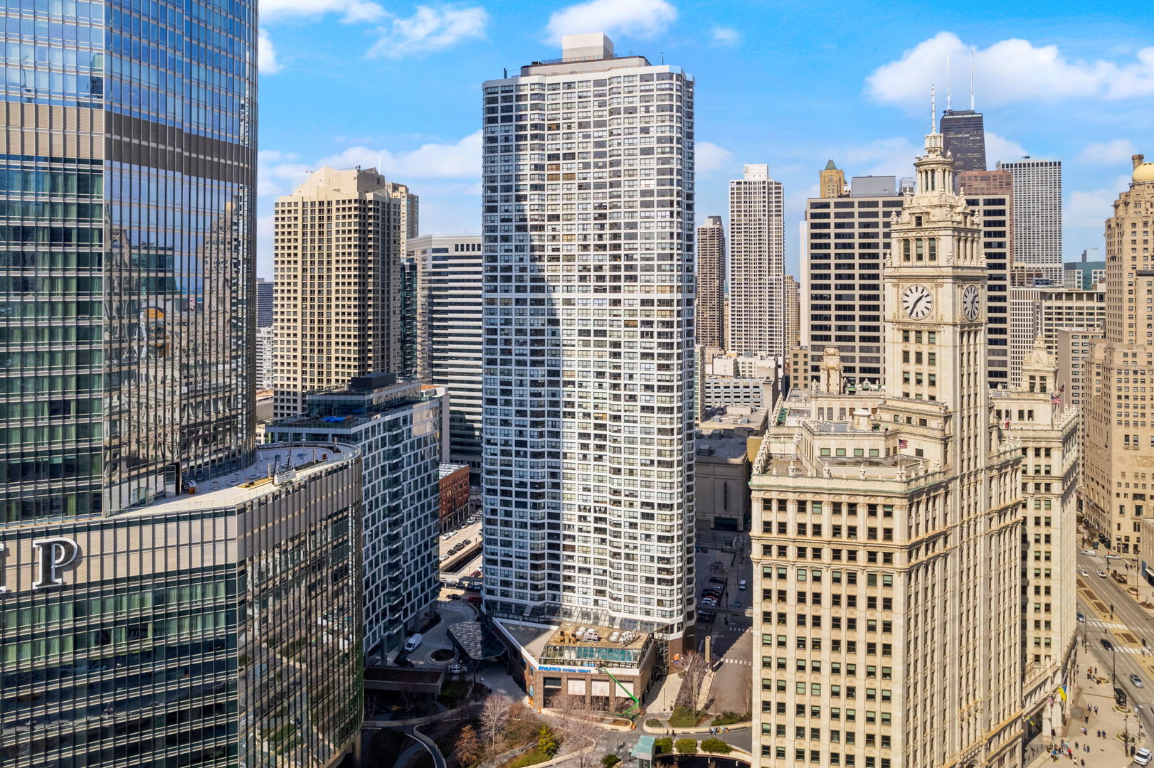 405 N Wabash Avenue Unit: 405