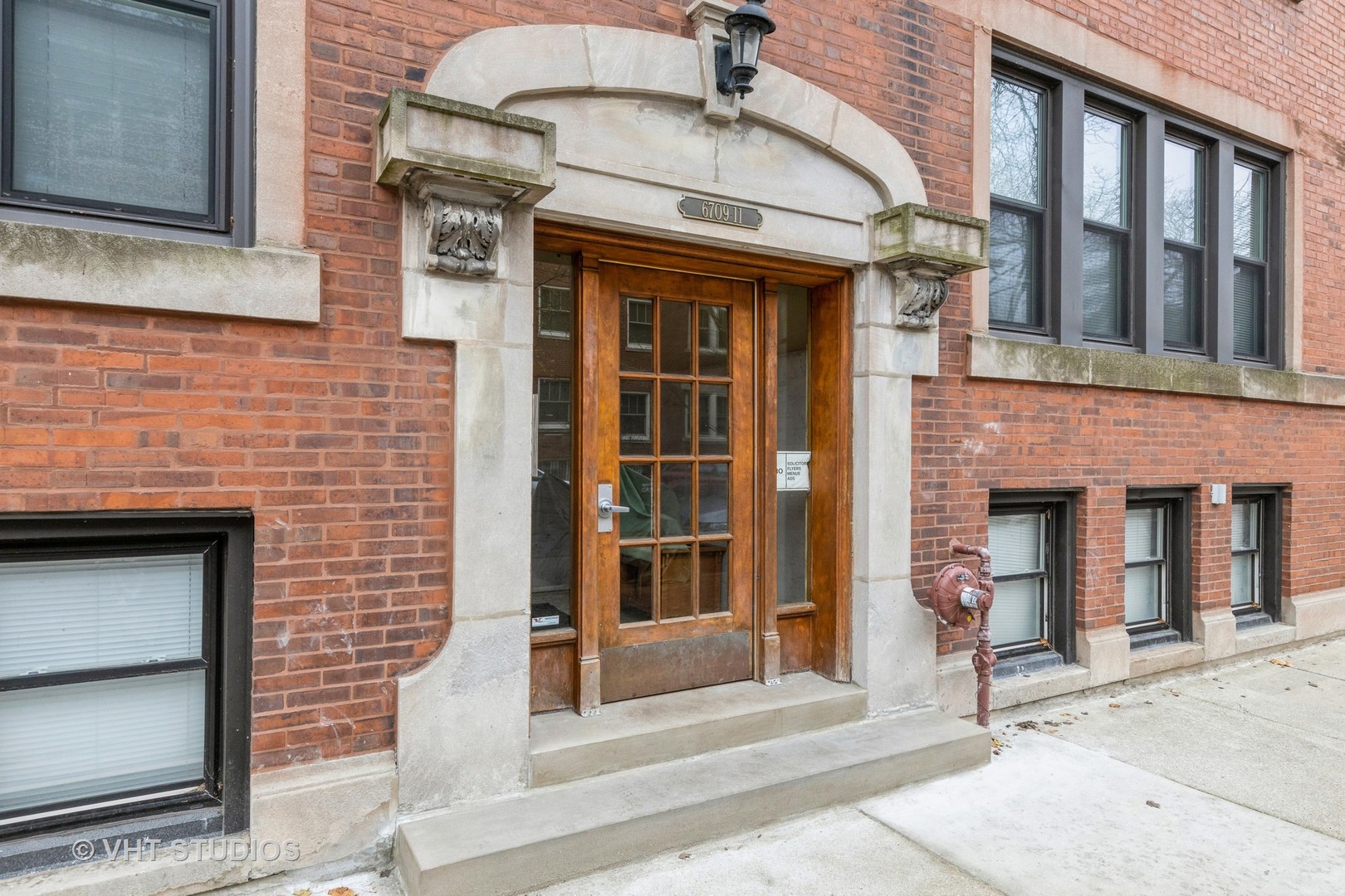 6711 N Lakewood Avenue Unit: 3N