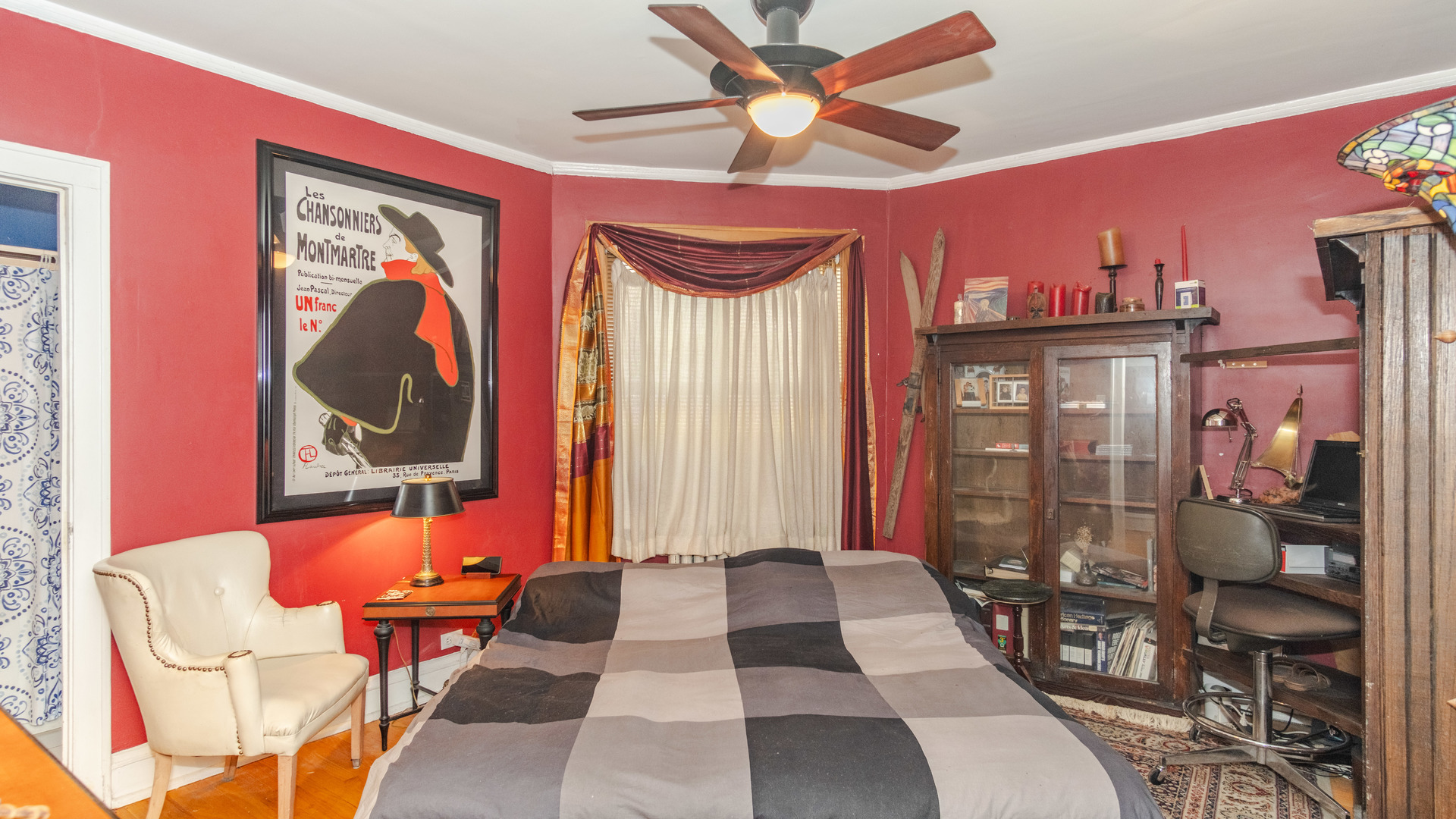 6549 N Ashland Avenue Unit: 2