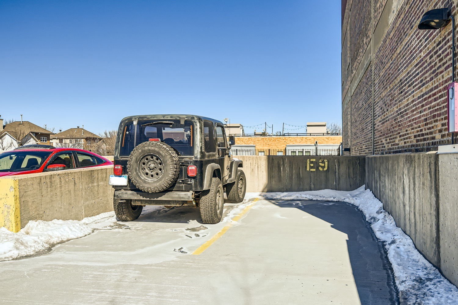 1740 N MAPLEWOOD Avenue Unit: 418