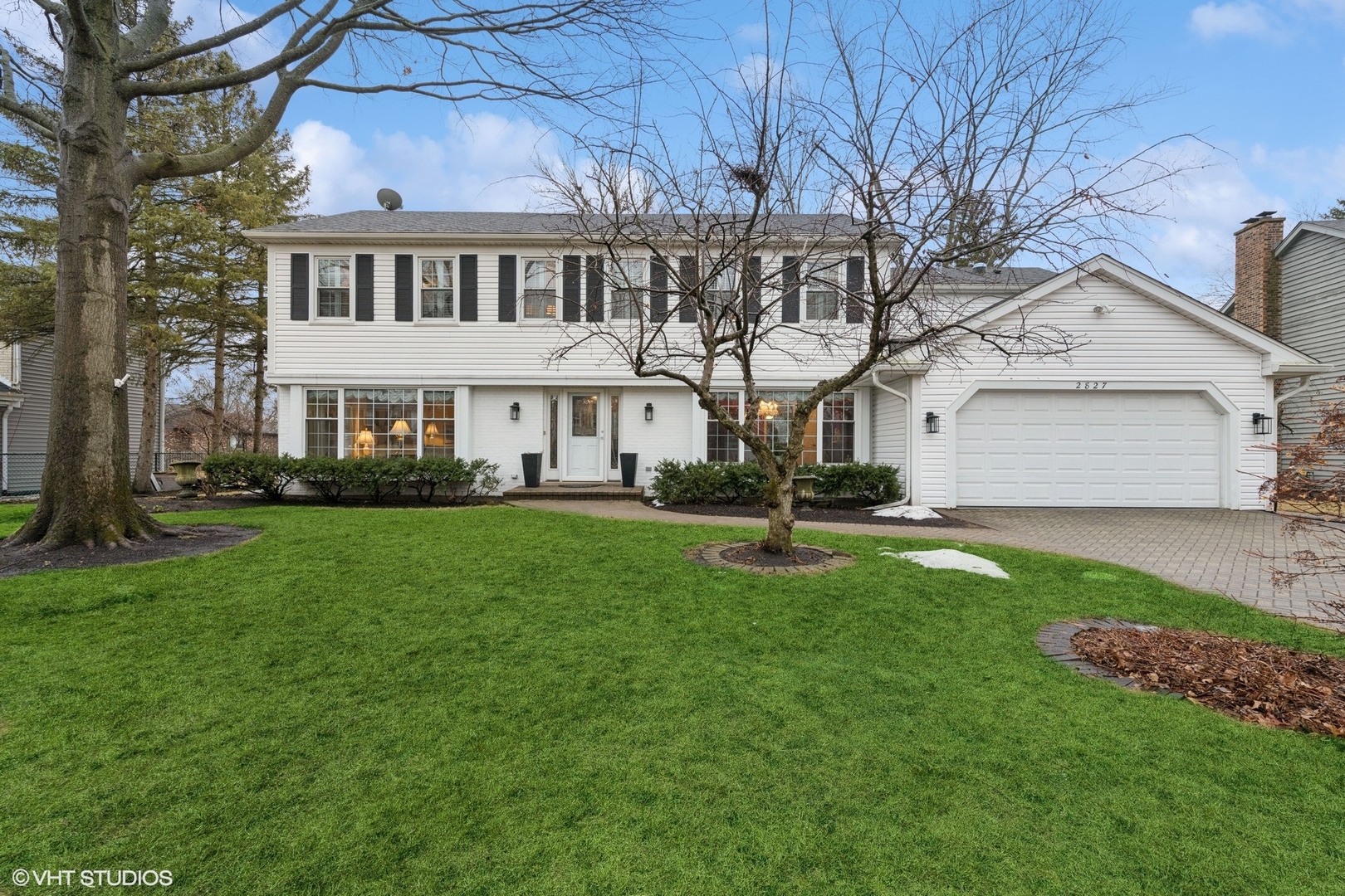 2827 Canterbury Drive