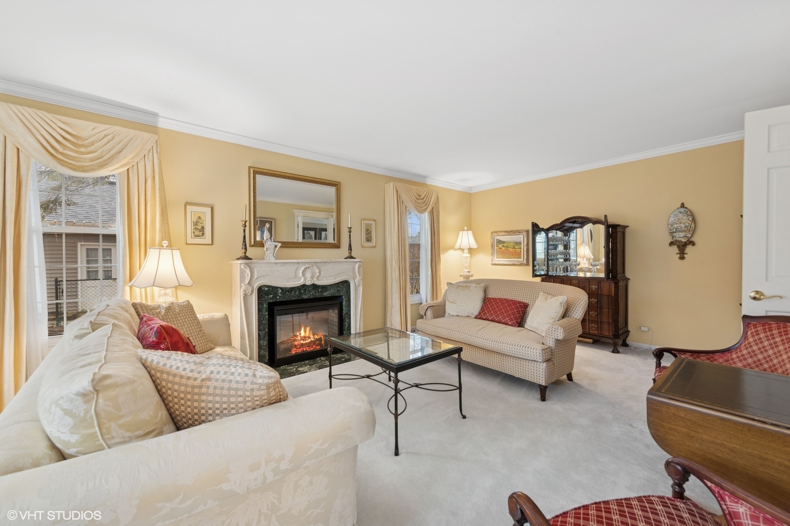 2827 Canterbury Drive