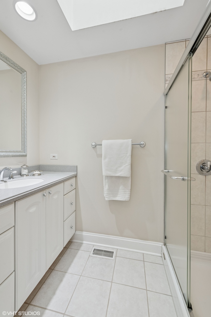 2827 Canterbury Drive