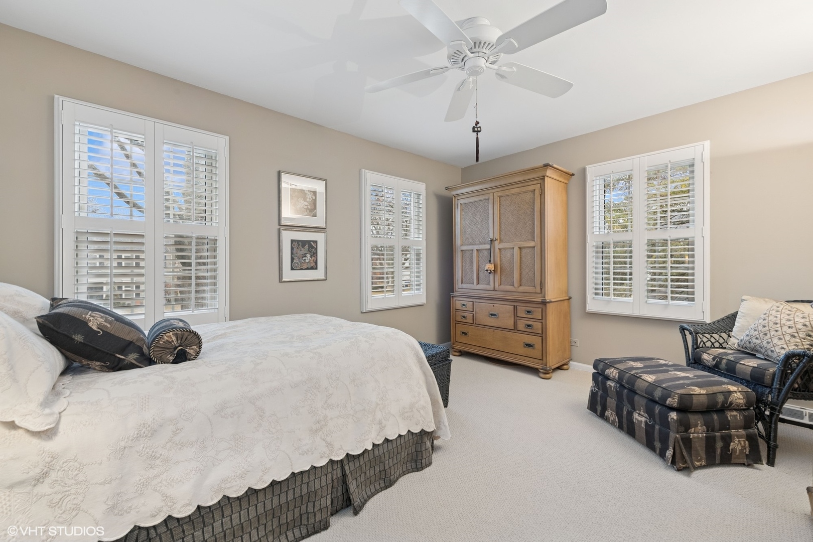 2827 Canterbury Drive