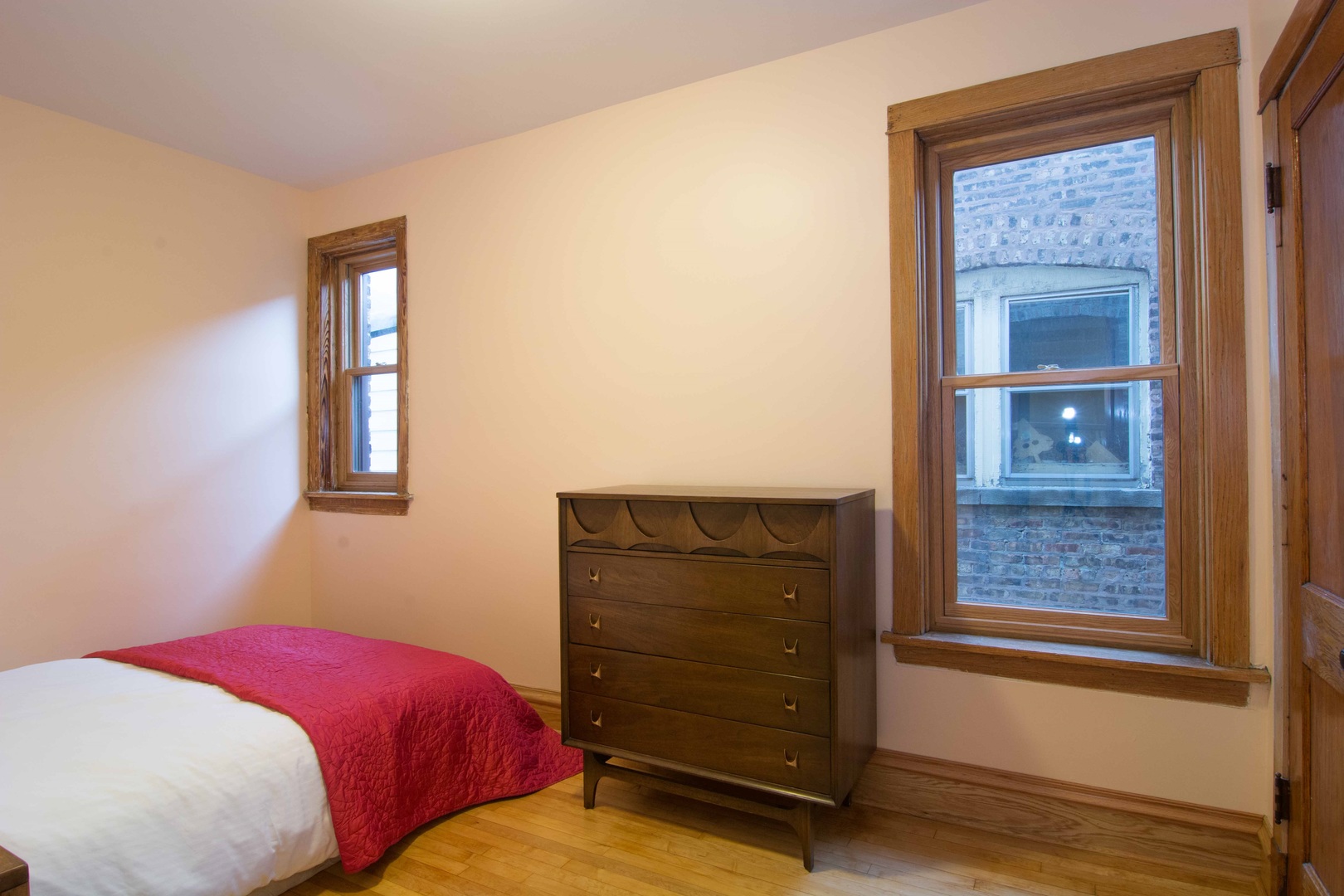 3632 N Bell Avenue Unit: 2