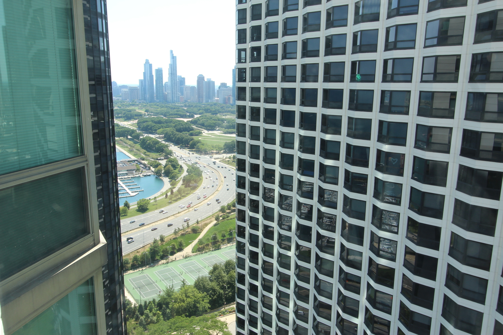 195 N Harbor Drive Unit: 3608