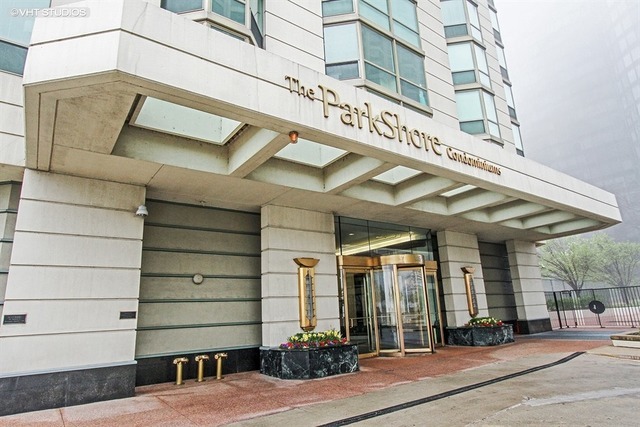 195 N Harbor Drive Unit: 3608