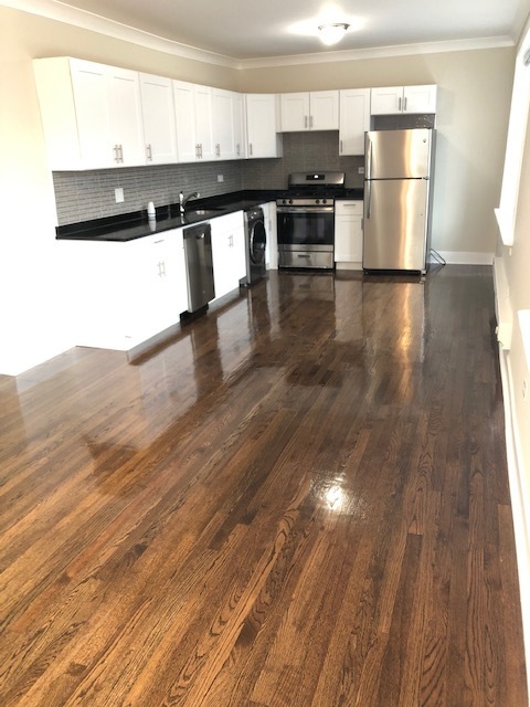 839 W Cornelia Avenue Unit: 1N