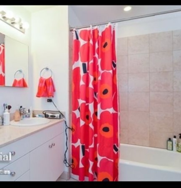 8 E Randolph Street Unit: 2803