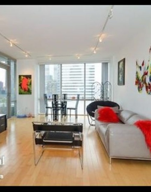 8 E Randolph Street Unit: 2803