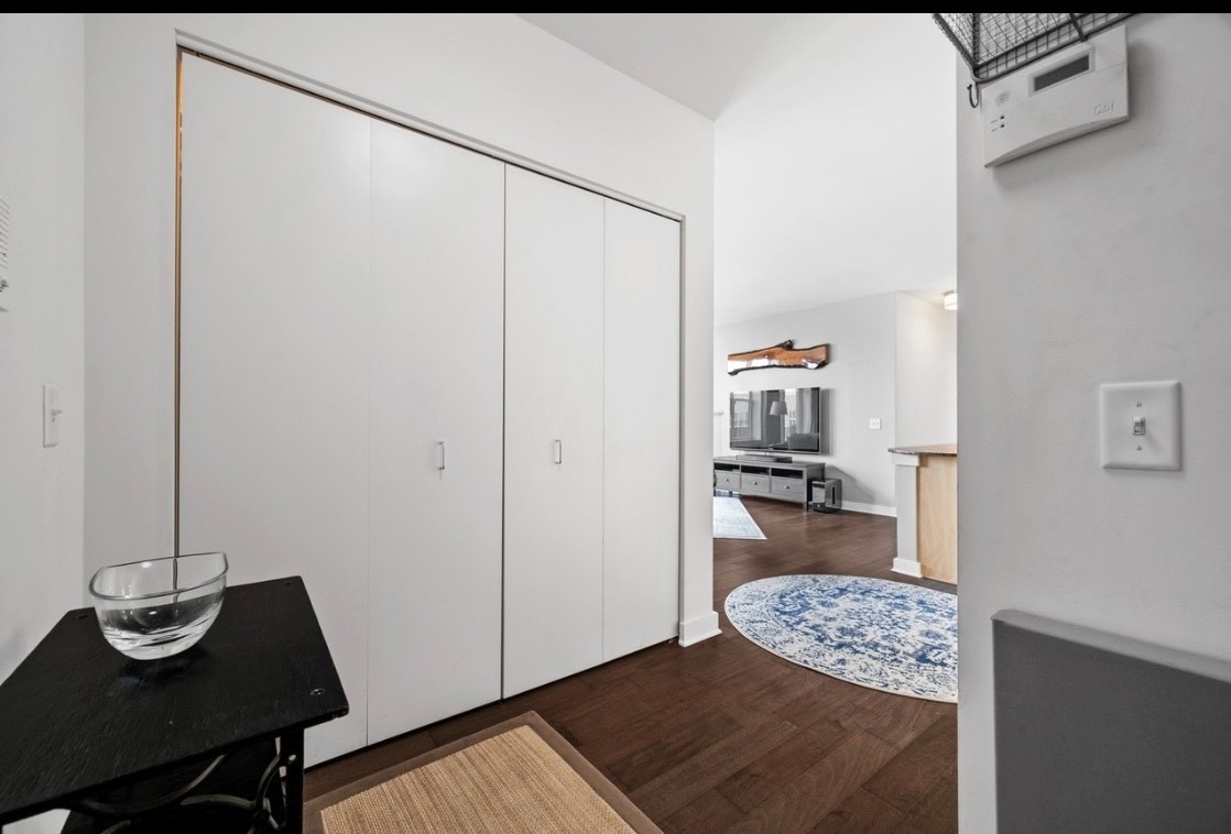 2238 W Maypole Avenue Unit: 303