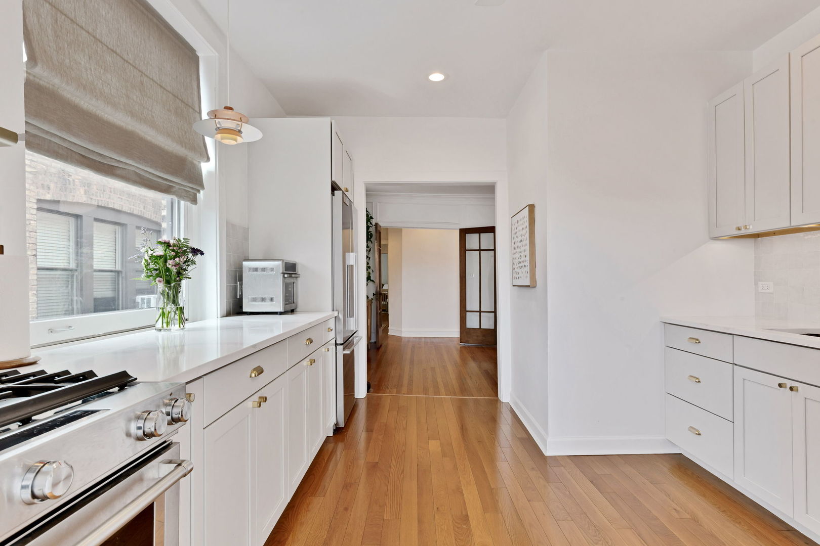 807 Hinman Avenue Unit: 3