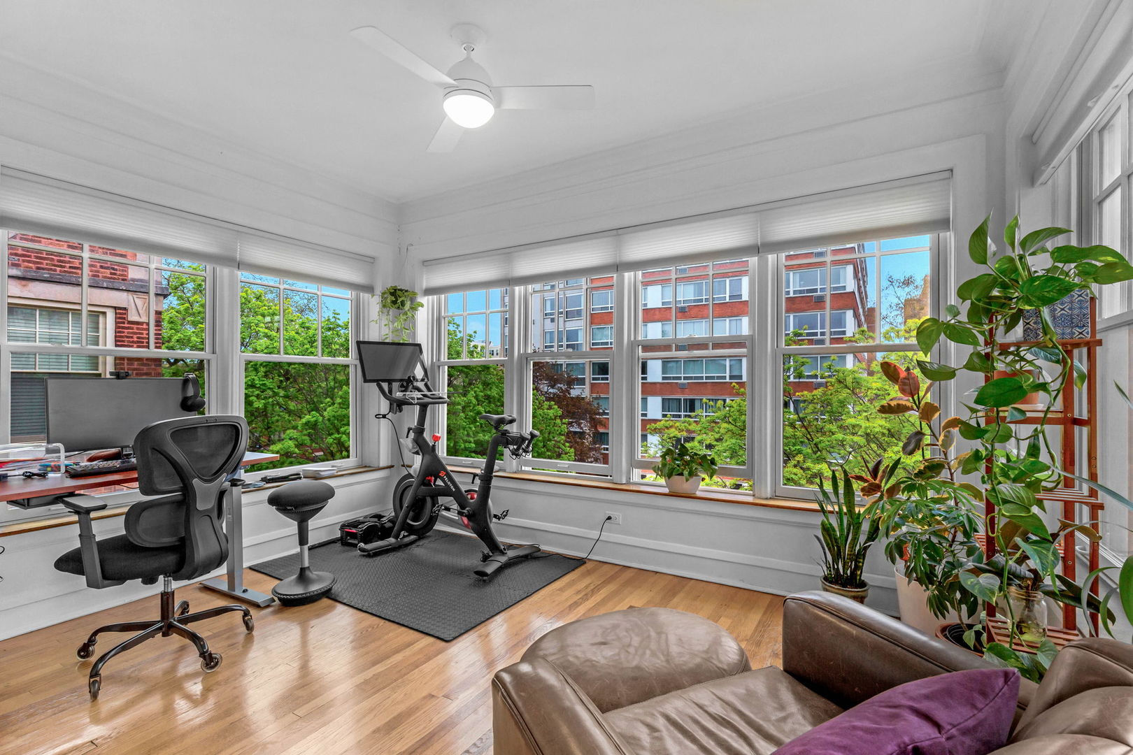 807 Hinman Avenue Unit: 3