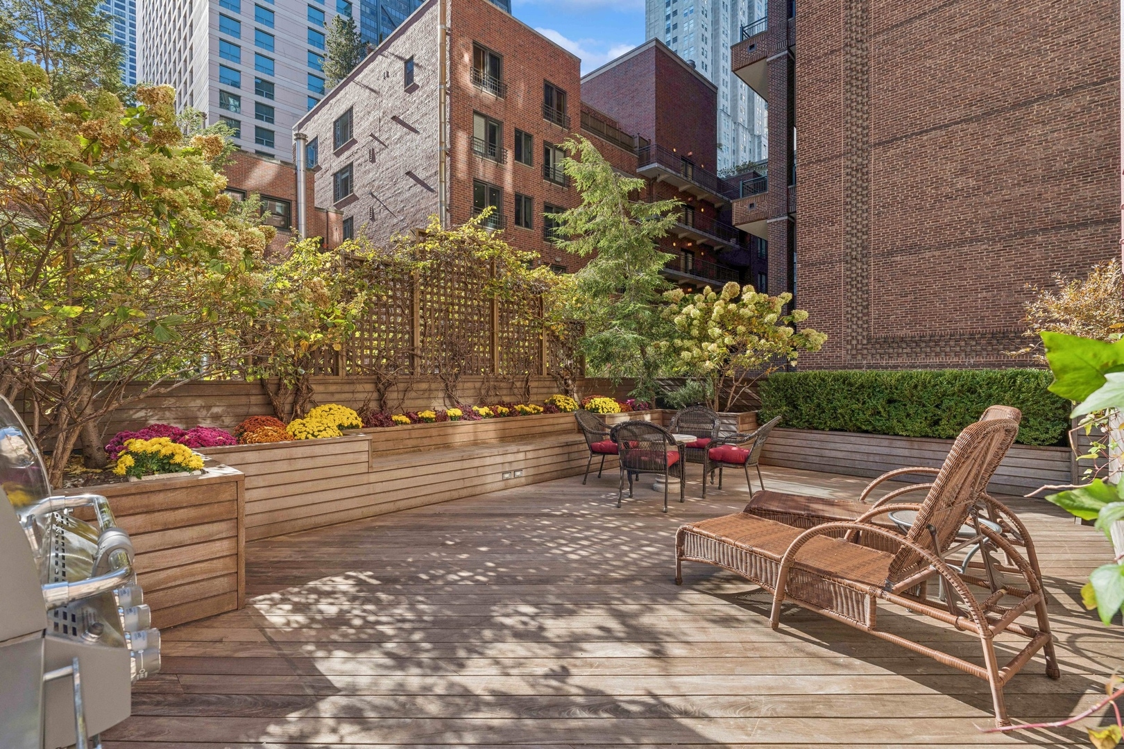 199 E Lake Shore Drive Unit: 3