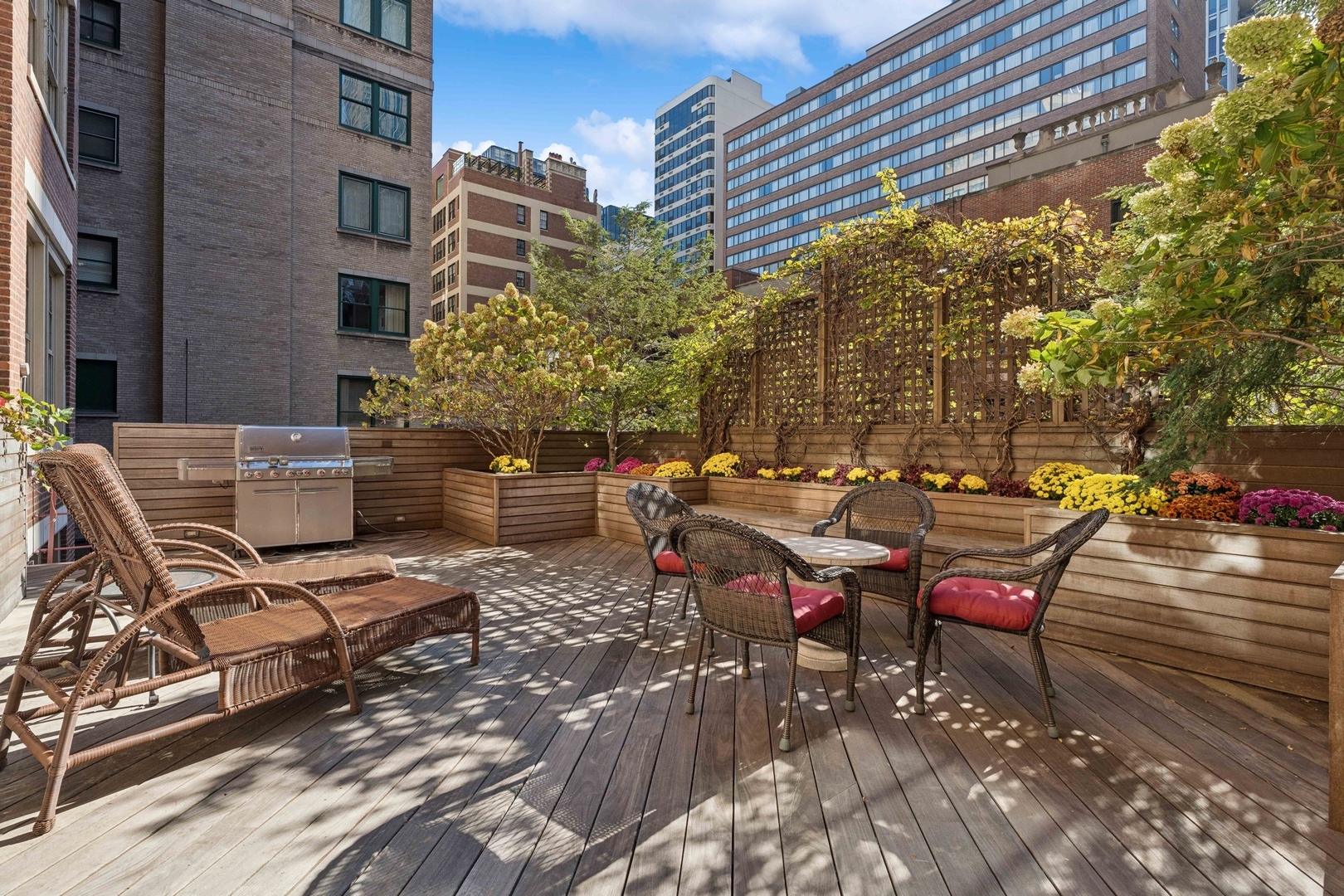 199 E Lake Shore Drive Unit: 3