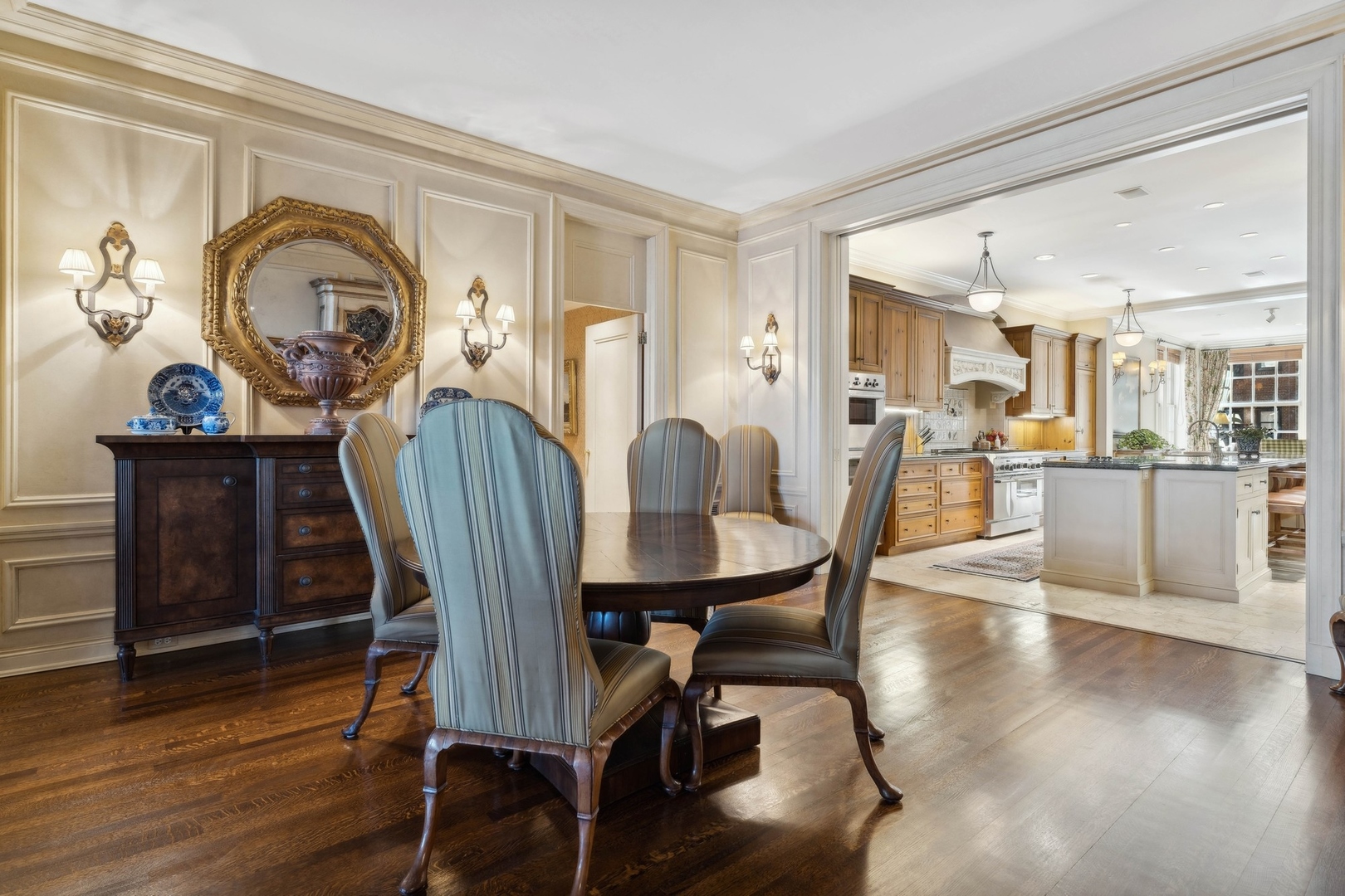 199 E Lake Shore Drive Unit: 3