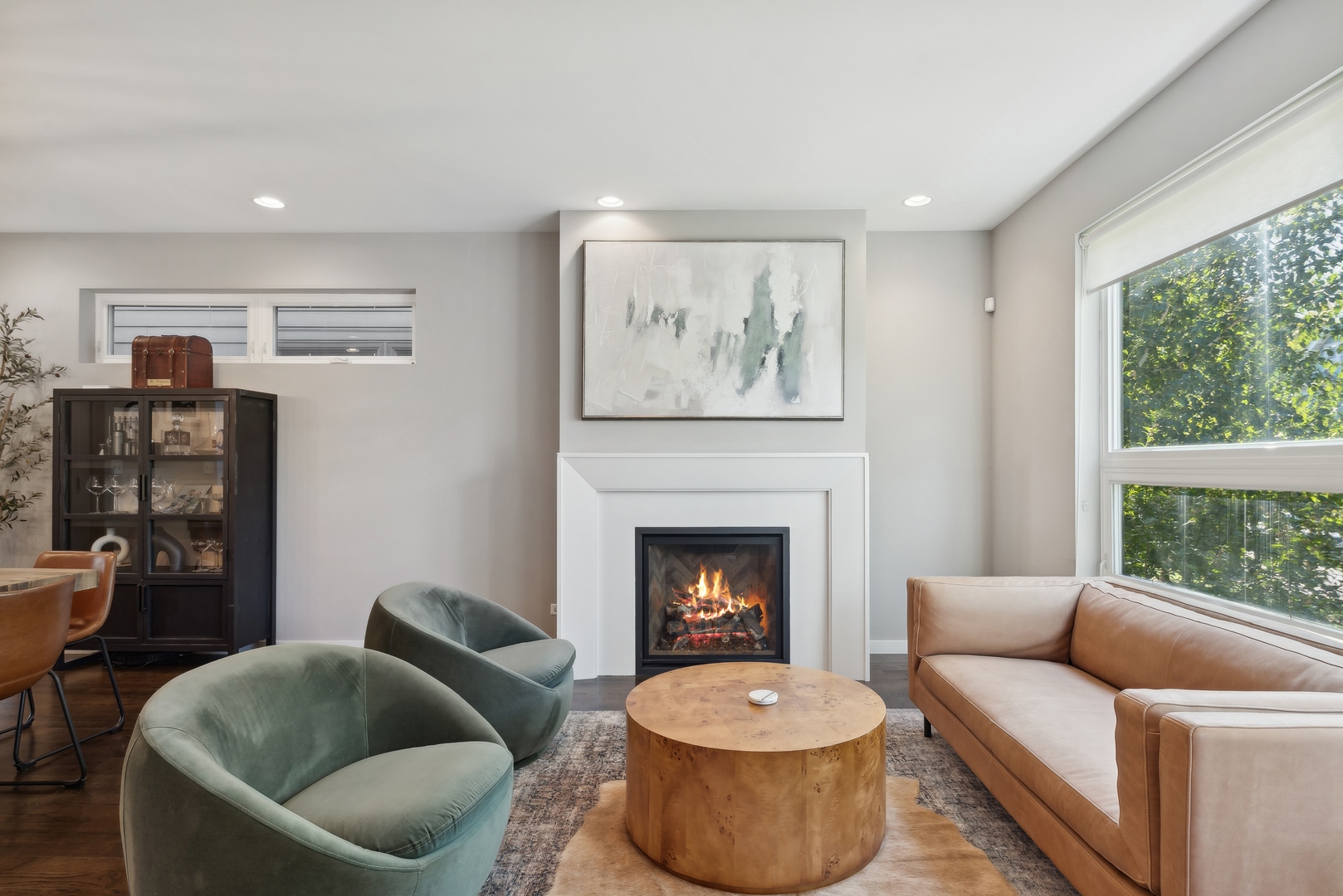 3817 N Christiana Avenue