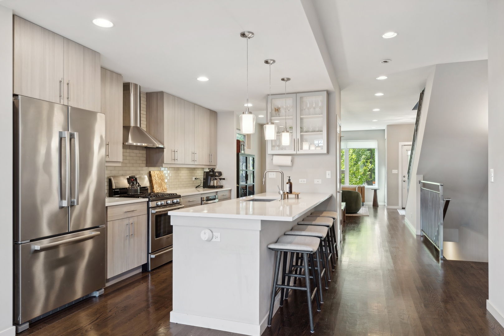 3817 N Christiana Avenue