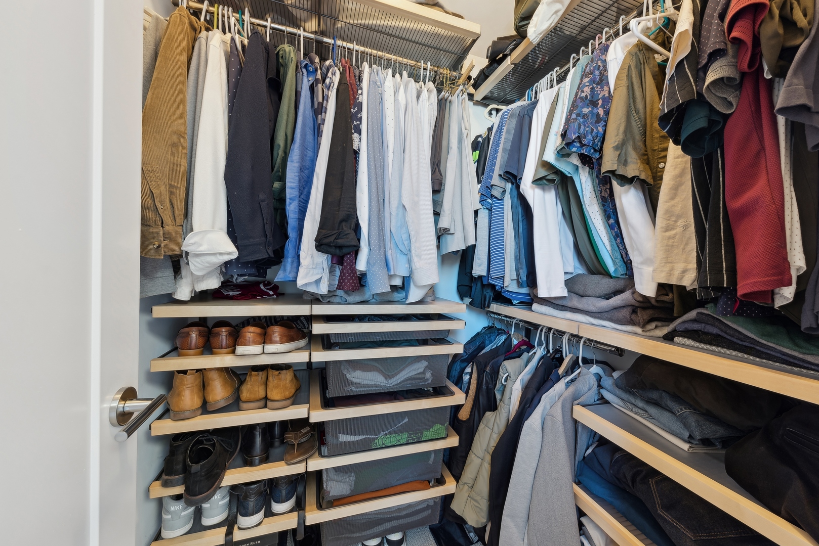 3817 N Christiana Avenue