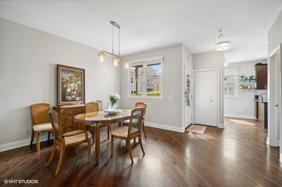 1800 W Diversey Parkway Unit: F