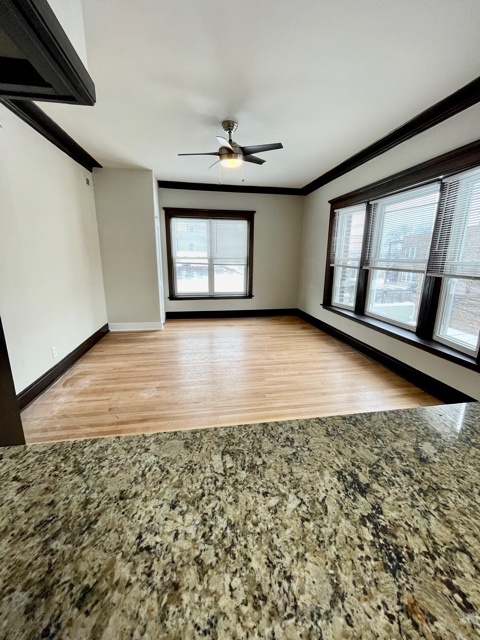 4450 N Winchester Avenue Unit: 3