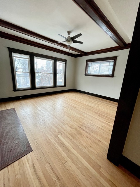 4450 N Winchester Avenue Unit: 3