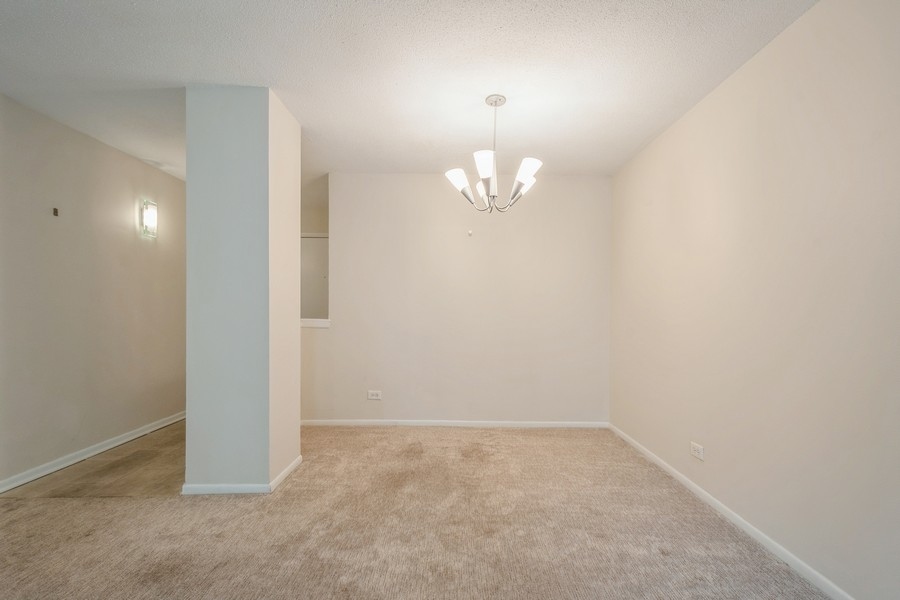 1738 Chicago Avenue Unit: 303