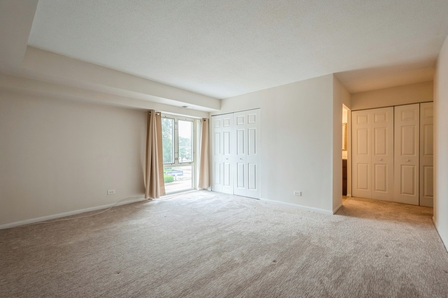 1738 Chicago Avenue Unit: 303