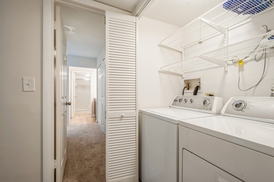 1738 Chicago Avenue Unit: 303