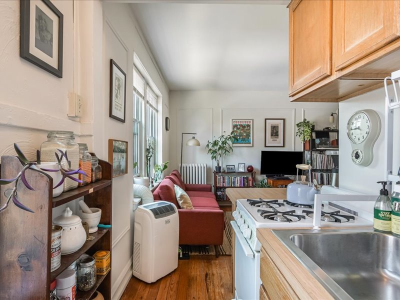 4531 N Ashland Avenue Unit: 111