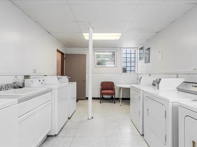 4531 N Ashland Avenue Unit: 111