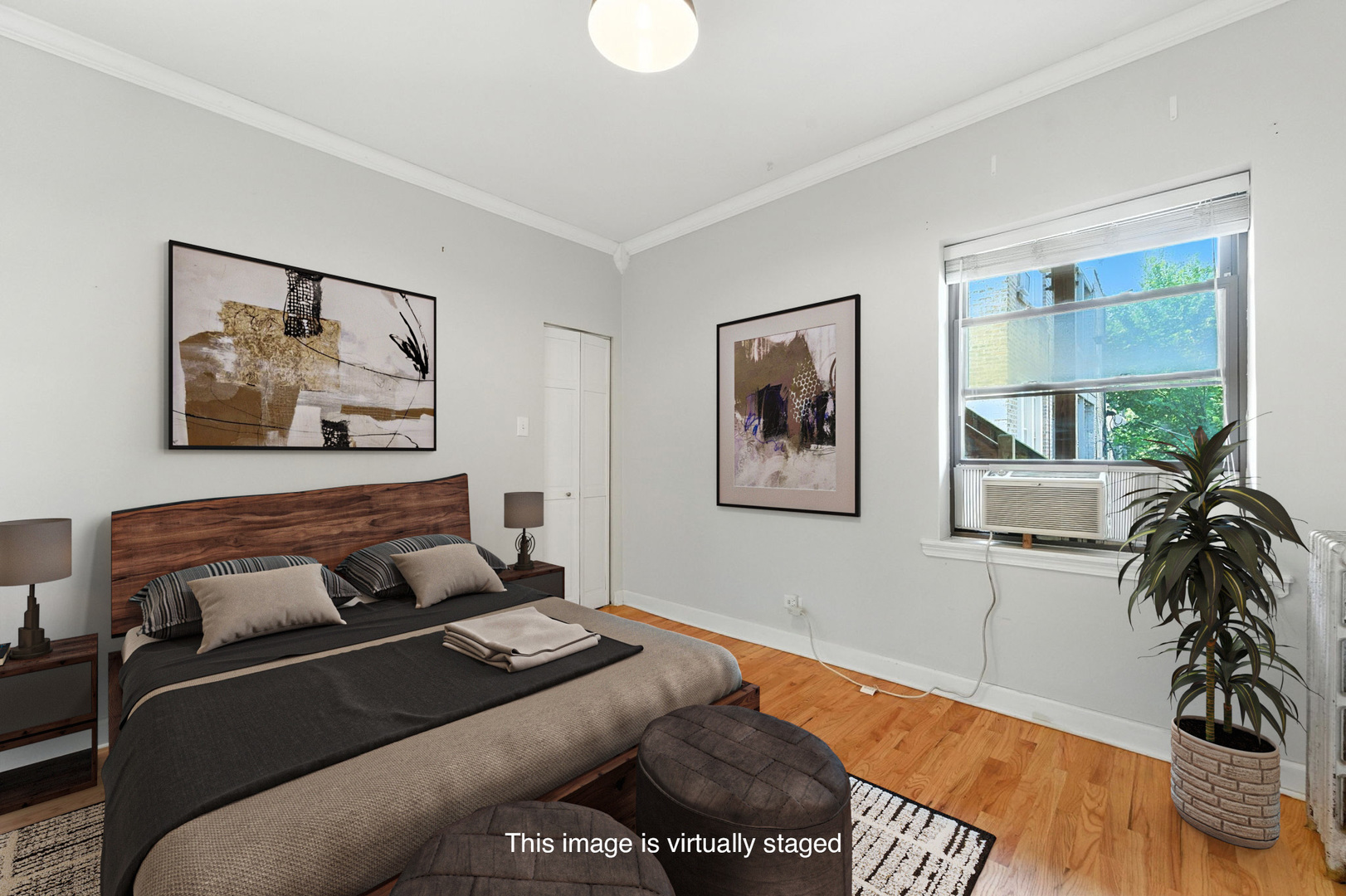 1520 W Belle Plaine Avenue Unit: 2