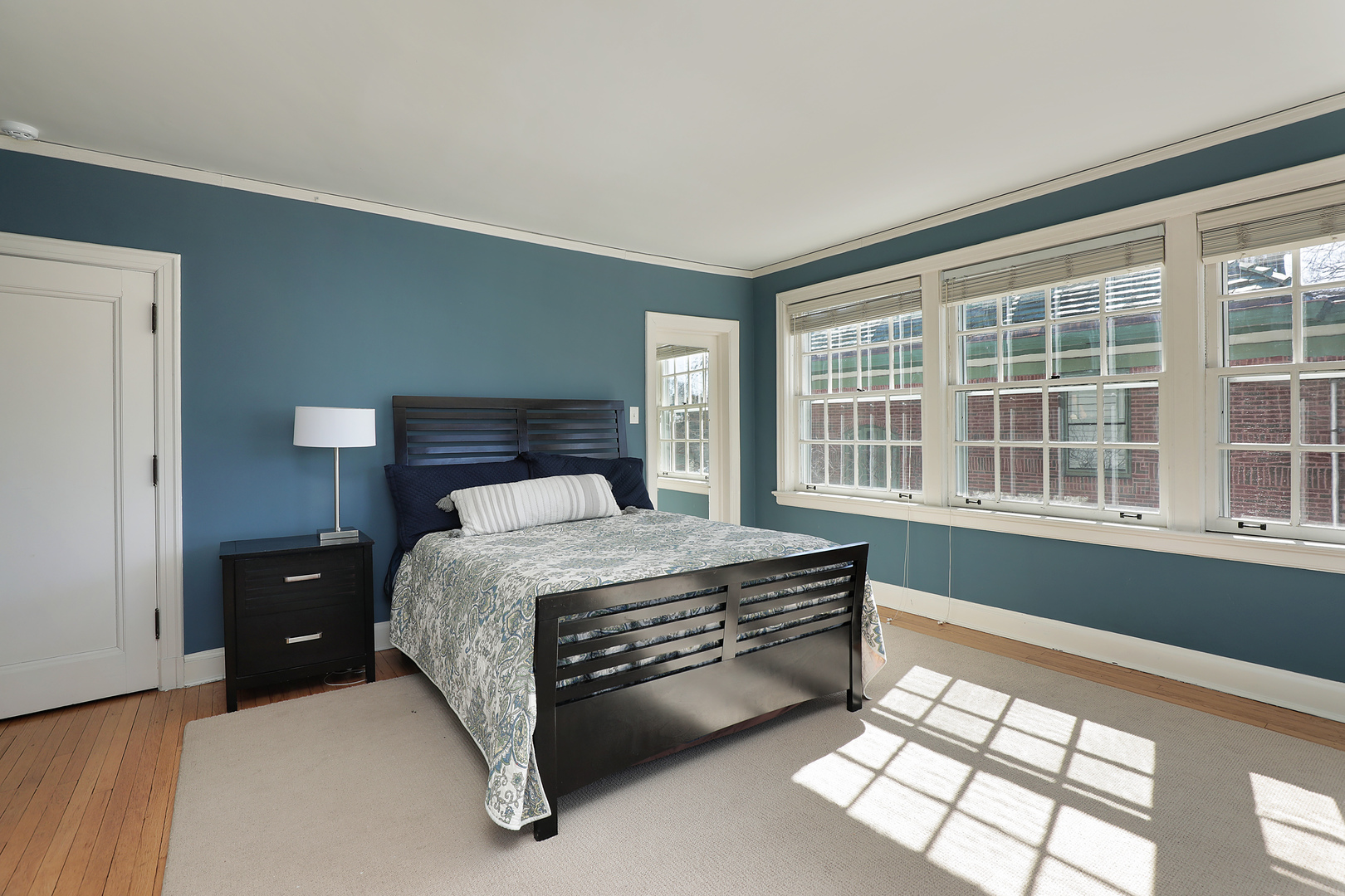 2252 Orrington Avenue