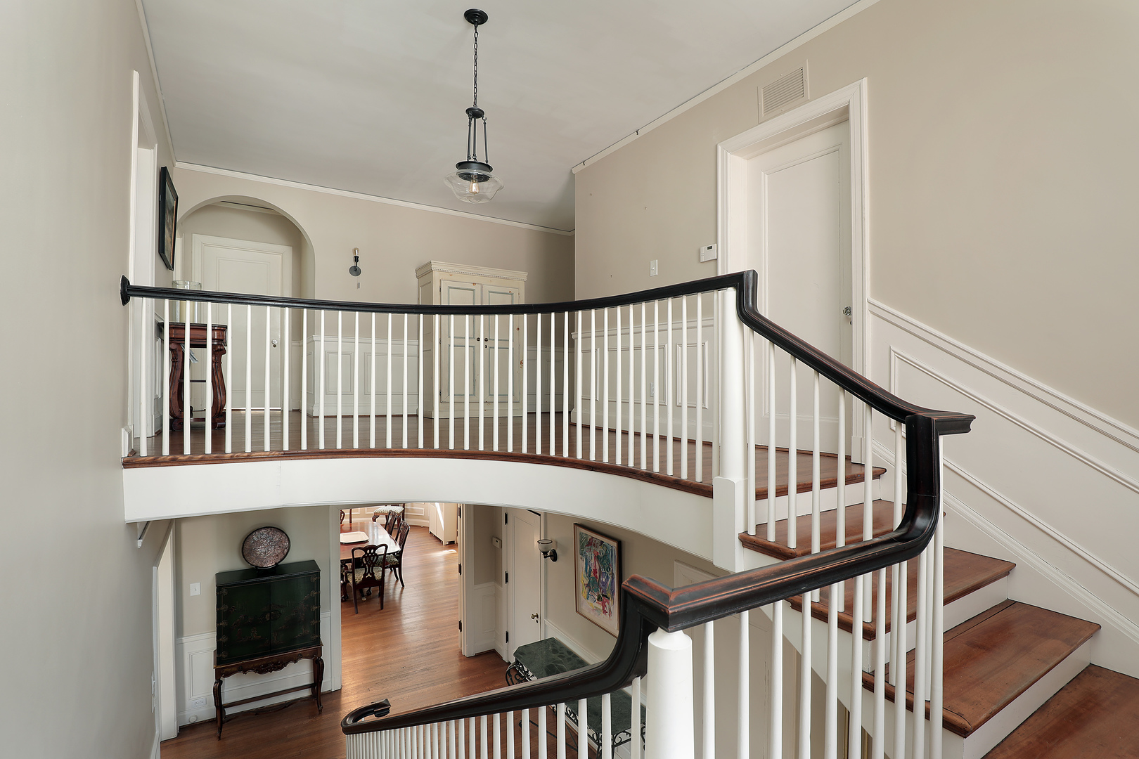 2252 Orrington Avenue