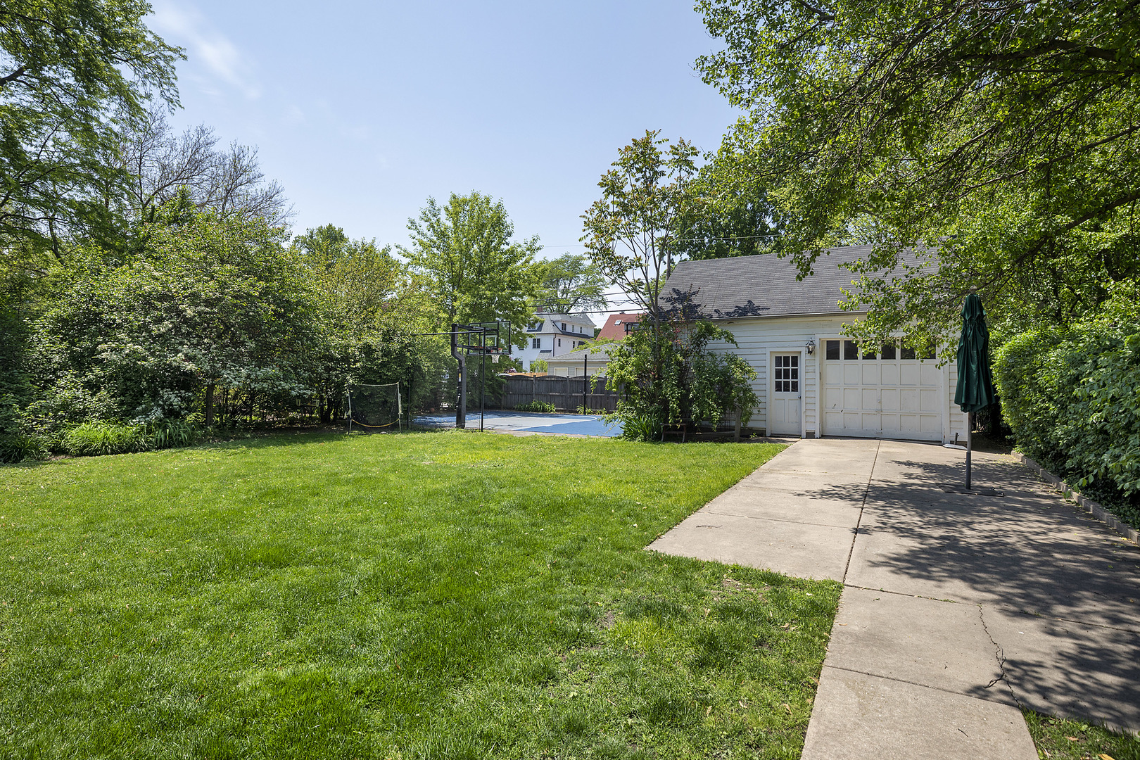 2252 Orrington Avenue